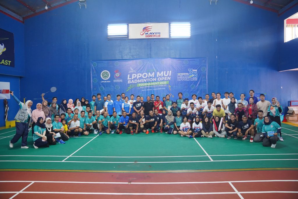 Pererat Silaturahmi, 10 Klien LPPOM MUI Ikuti Kejuaraan Badminton Open 2023