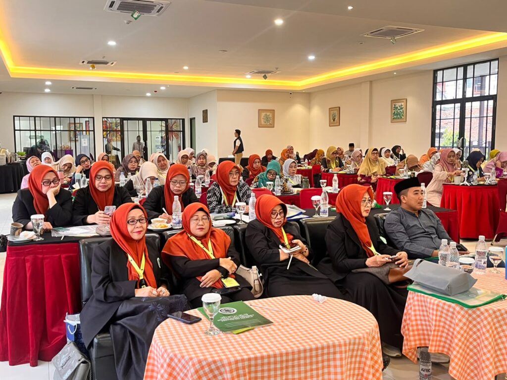 Seminar MUI DKI Jakarta Hasilkan Deklarasi Bersama Cegah Kekerasan Seksual dan Lindungi Perempuan-Anak 4 Seminar MUI DKI Jakarta Hasilkan Deklarasi Bersama Cegah Kekerasan Seksual dan Lindungi Perempuan-Anak